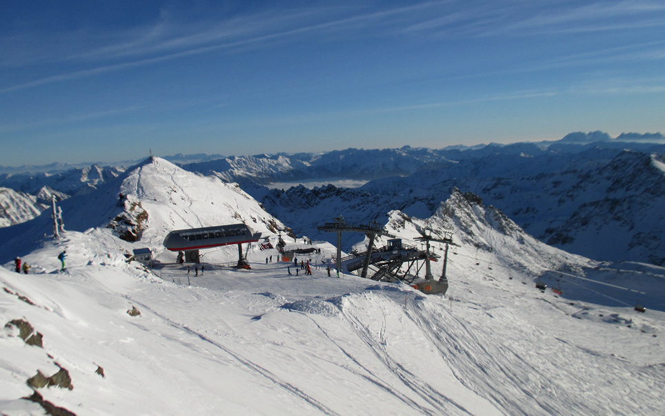 Arrivo seggiovie Gletscher Jet e 3000er