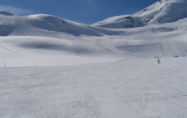 Saas Fee: parte la stagione estiva