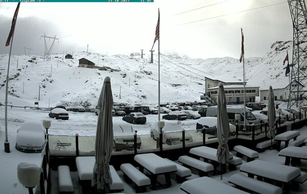 Torna la neve sulle alpi