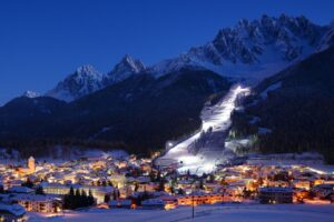Piste da sci illuminate