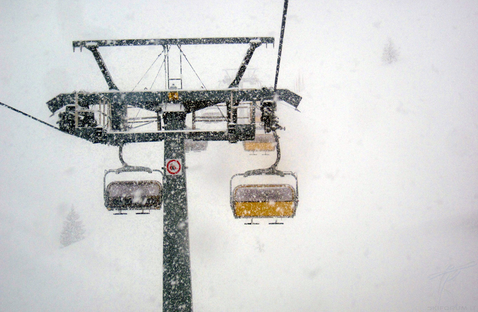 Nevicata in seggiovia