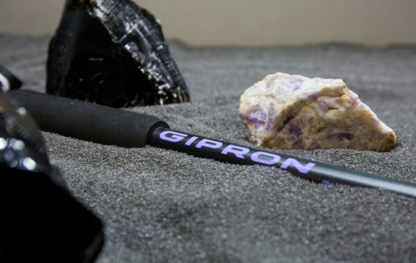 Obsidian, nella nuova linea di bastoncini da scialpinismo tutta la perfezione artigianale di Gipron