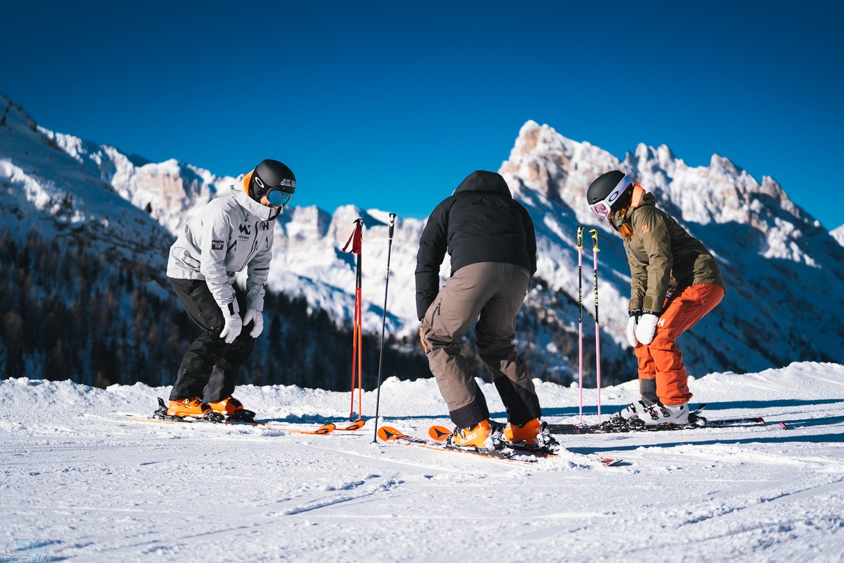 M’Over – People moving on the mountains