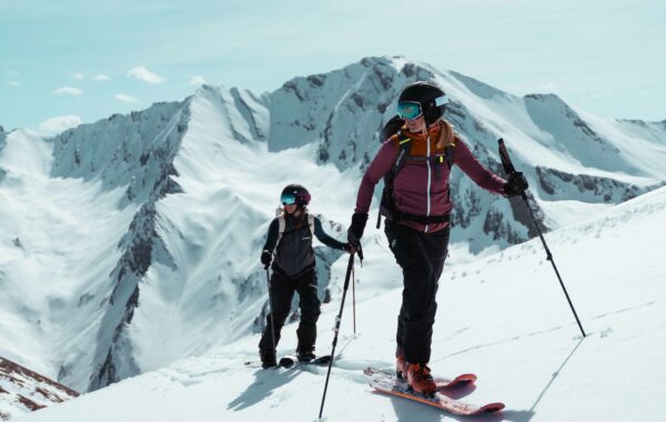 Scoprite gli Ultimi Modelli di Occhiali e Maschere da Sci Julbo per un Natale all’Insegna dello Stile e della Funzionalità