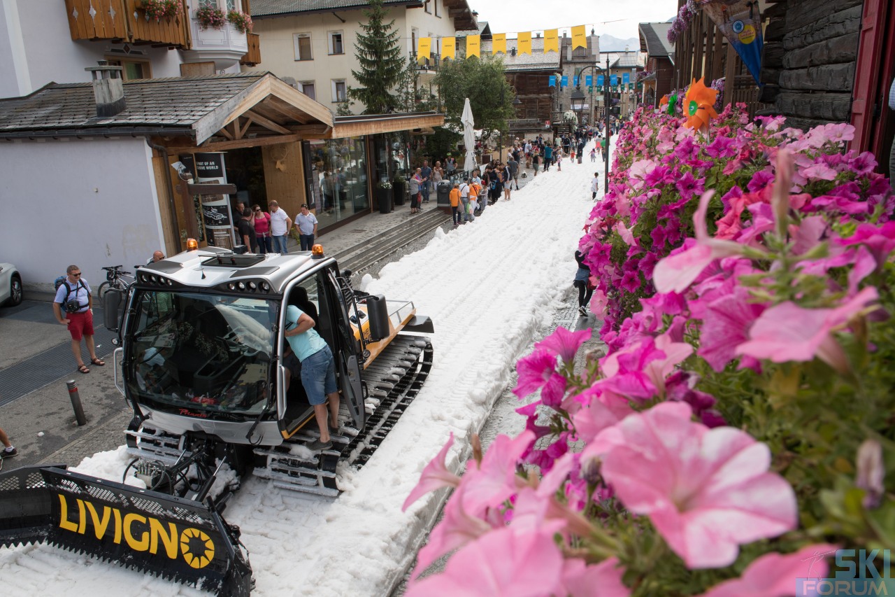 Neve a Livigno il 24 agosto: soprattutto in paese