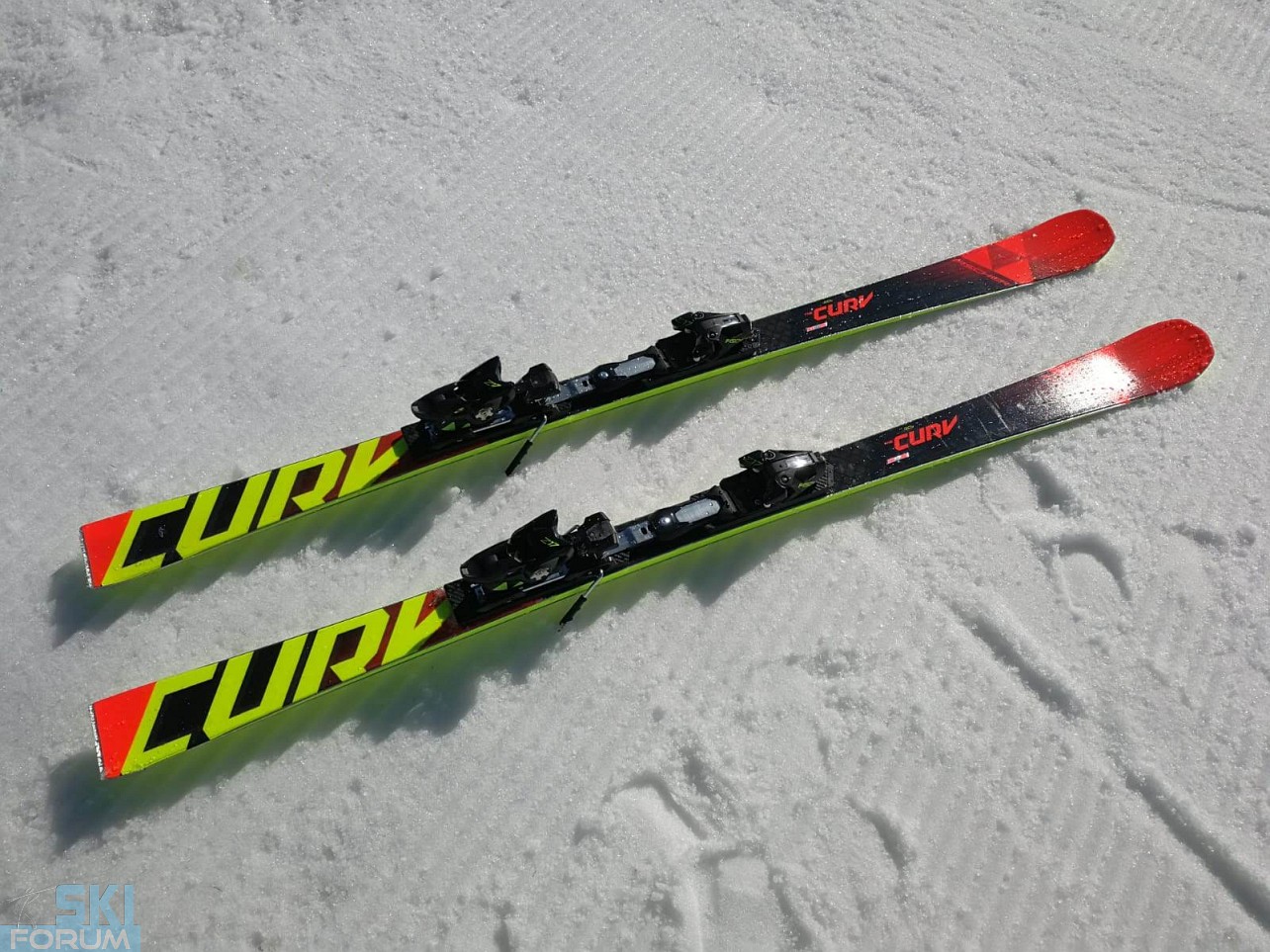 Fischer RC4 The Curv stagione 2019/2020