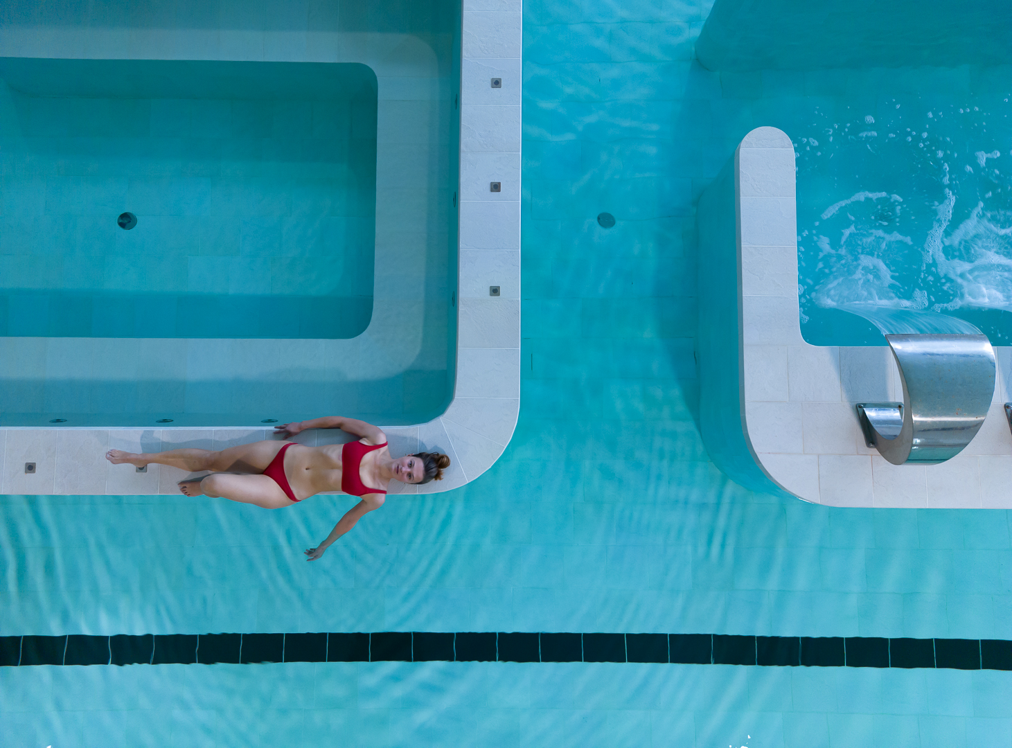 Vue aérienne - Piscine - Le Board Val Thorens - © Maxime Giraud